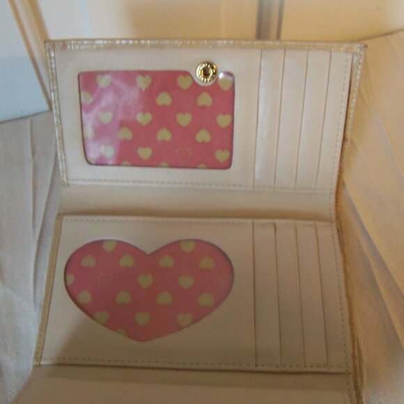 Lovecat Croco Tri Fold Wallet - Picture 7 of 13